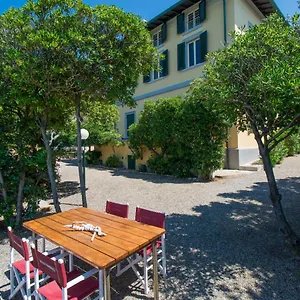 Locazione Turistica Tamerici Villa